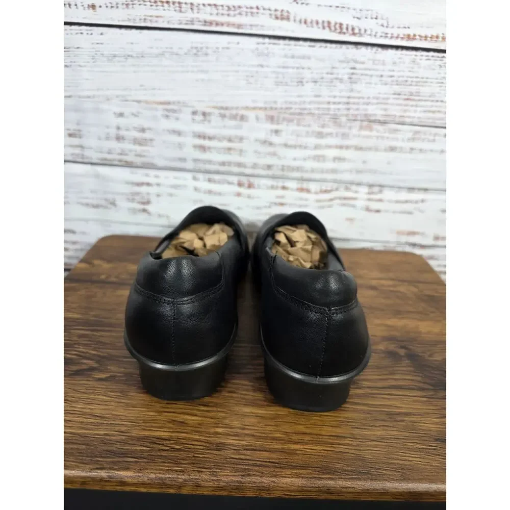 Ecco Wedge Loafers in Black Comfort Shoes Women's size 40 US size 9